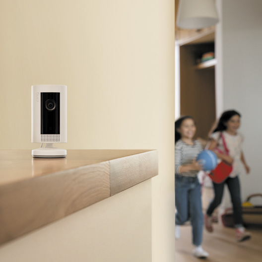 ring-indoor-plug-in-camera-feature-2
