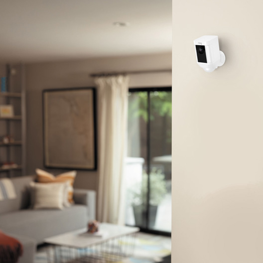 ring-spotlight-battery-camera-feature-3