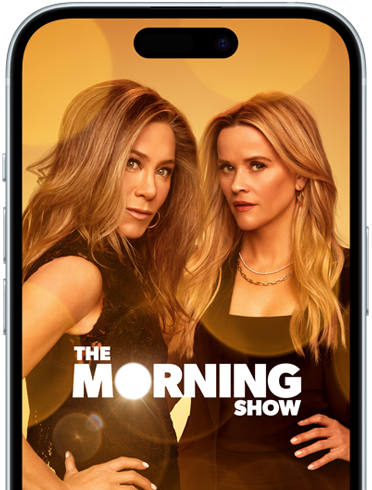 iPhone&nbsp;15 مع +Apple TV يعرض صورة لمسلسل The&nbsp;Morning&nbsp;Show‏