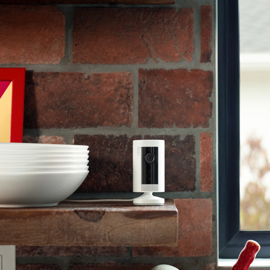 ring-indoor-plug-in-camera-feature-3